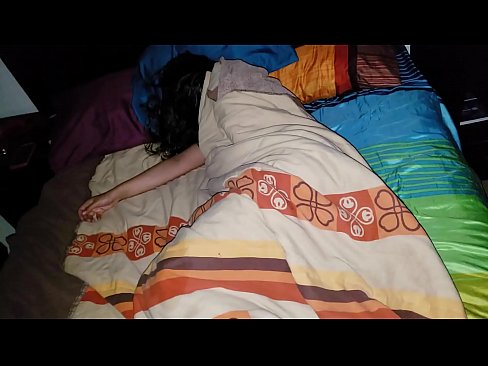 ❤️ Poikapuoli haukkuu nuorta äitipuoltaan tämän nukkuessa. ❤️  Seksi at porn fi.sexycamse.top ❤